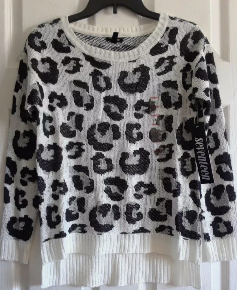 NWT Cheetah print  High & low Hem women's sweater